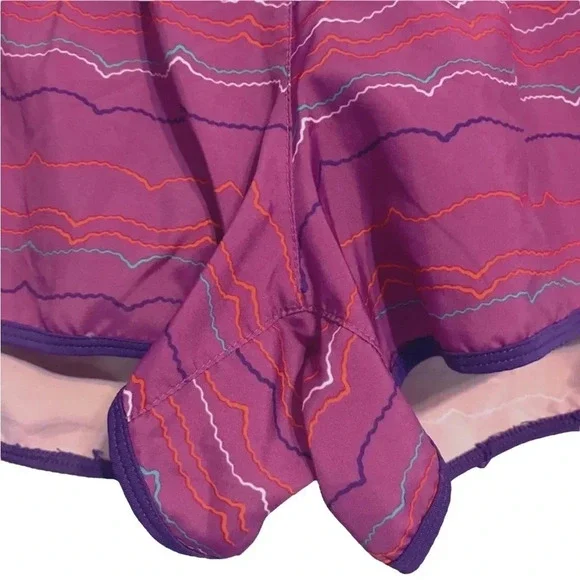 Nike Running Shorts with Built in Panty Size Large - Picture 3 of 9